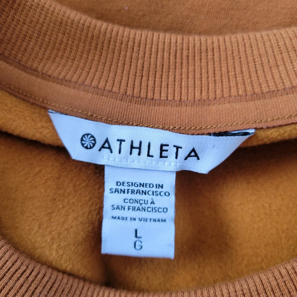 Athleta Triumph Crew Neck Sweatshirt Cattail Brown L - Picture 12 of 12